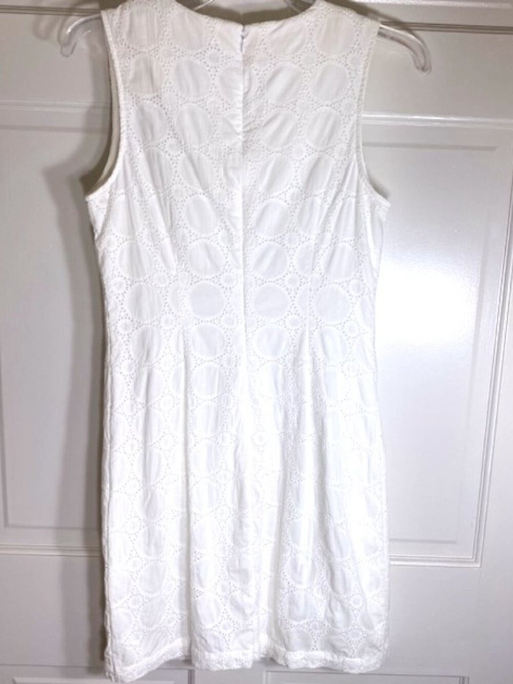 Banana Republic White Dress Sleeveless Eyelet Cotton Mini Lined Women's Size 2 - Picture 3 of 6